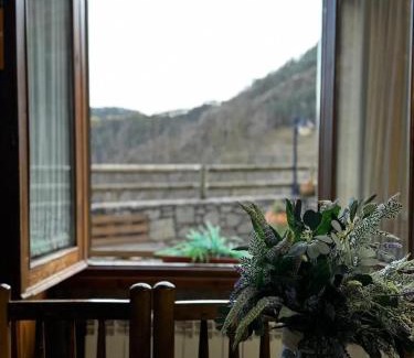Ogassa House | Charming House in Ogassa, Perfect for 10 Guests