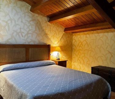 Ogassa House | Charming House in Ogassa, Perfect for 10 Guests