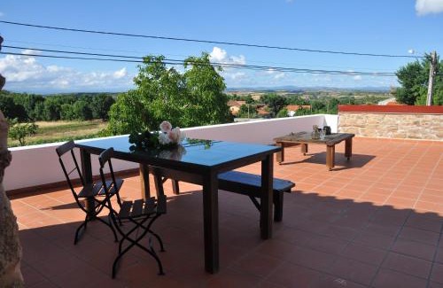 Salsas House | Charming House in Parada + Fireplace