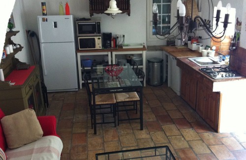 Poulx House | Charming house in Provencal village 10mn Nimes