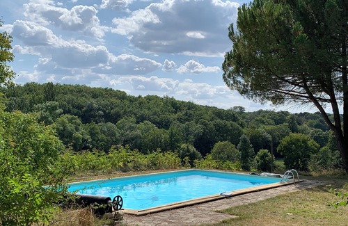 Monsac Cottage | Charming house in the middle of 20 hectares of forest and meadows