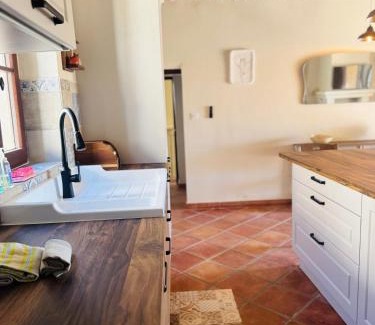 Venasque Apartment | Charming house in the village center of Venasque