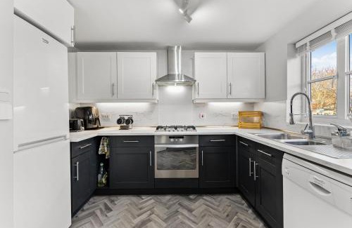 Alverthorpe House | Charming House in Wakefield - Sleeps 6