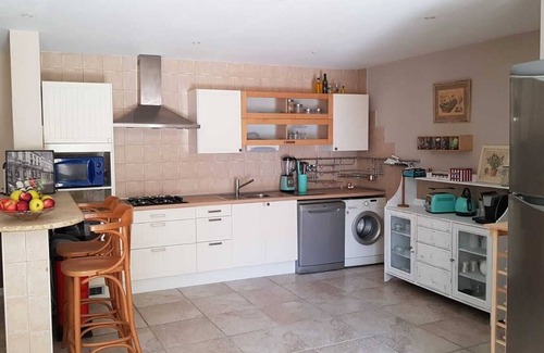Comps House | Charming house "LE GECKO" BETWEEN ALPILLES AND CAMARGUE HEATED SWIMMING POOL