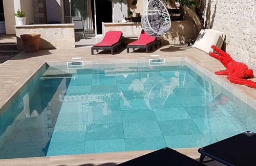 Comps House | Charming house "LE GECKO" BETWEEN ALPILLES AND CAMARGUE HEATED SWIMMING POOL