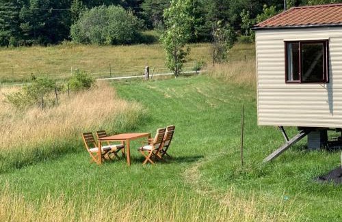 Vato Bed & Breakfast | Charming house on large property on Vato