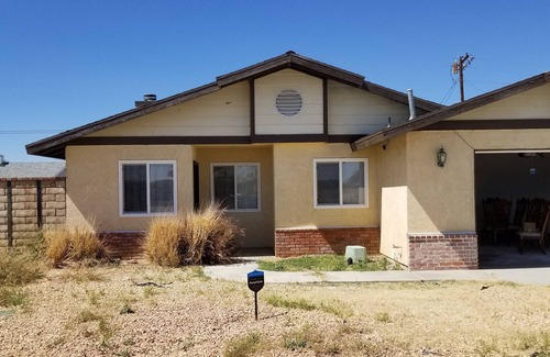 California City House | Charming House
