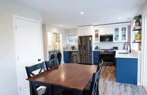 Newbury House | Charming house with AC in Burton - Perfect for a relaxing getaway!