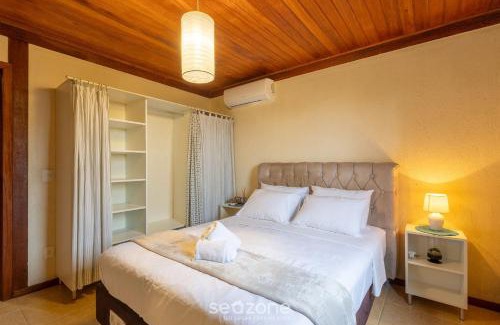 Barra Velha House | Charming house with BBQ by the sea MON0099