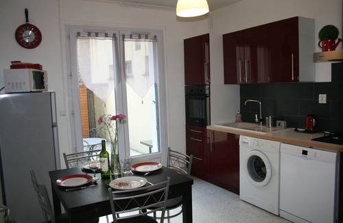 Lisieux House | Charming house with terrace LISIEUX downtown