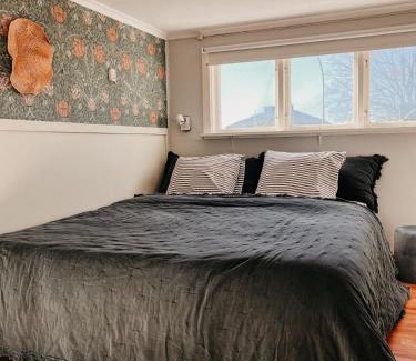 Virserum House | Charming house with wood stove near lake