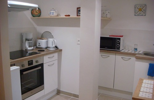 Chateau-d'Olonne Apartment | Charming housing ground garden 3Pers quiet residential 400m beach/C. Thalasso