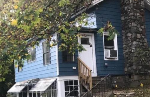 Tomkins Cove House | Charming Hudson Valley 3-Bedroom Family Getaway