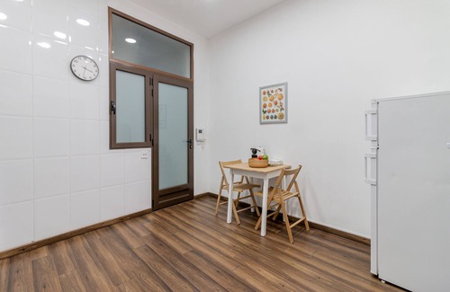 Sol Apartment | Charming in Cuchilleros, next to Plaza Mayor. Beautiful 2-bedroom apartment.