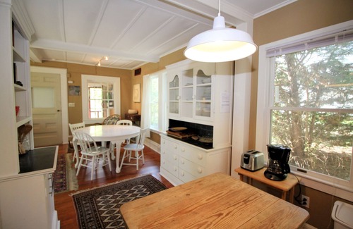 Wellfleet House | Charming In-Town 2BD Cottage-A/C, Outdoor Space, Walk to Main Street & Harbor