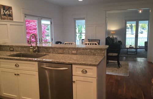 Harbor Springs House | Charming in-town modern farmhouse-3 bedroom/2 bath. Walk to beach and shops.