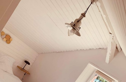 Coutances House | Charming independent cottage 12km from the sea