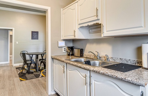 Indianapolis House | Charming Indianapolis Home ~ 9 Mi to Downtown!
