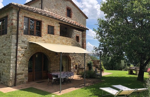 Castelnuovo Berardenga Villa | Charming Tuscan Villa Near Siena/Capitivating Private Setting/Lrg Heated Pool