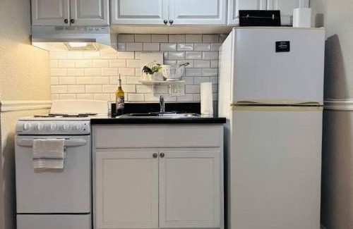 Downtown Jacksonville Apartment | Charming Jax Apt for 4 with free parking