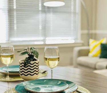 Downtown Jacksonville Apartment | Charming Jax Apt for 4 with free parking