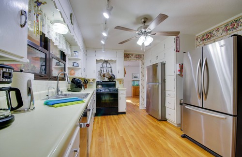 Jefferson City House | Charming Jefferson City Home: 2 Mi to Downtown!