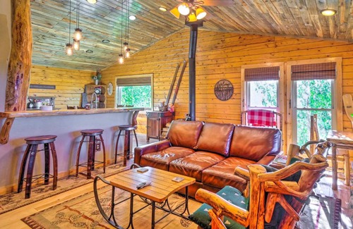 Indian Mountain House | Charming Jefferson Retreat with Deck and Grill!