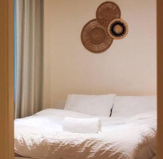 Emek Refaim Apartment | Charming Jerusalem Home
