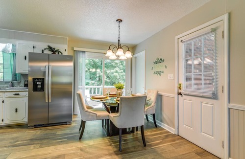 Arlington House | Charming Jonesville Home w/Grill - Near Wineries!