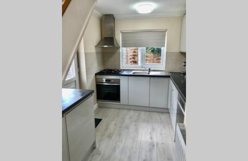 Northwich House | Charming just renovated 2 bed cottage in the centre of village