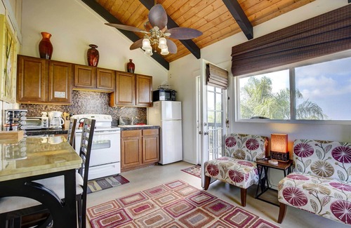 Kalaoa Cottage | Charming Kailua-Kona Apartment Near Hiking & Golf!