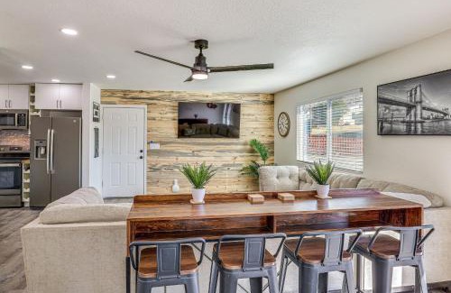 Kingman House | Charming Kingman Casita Less Than 1 Mi to Route 66!