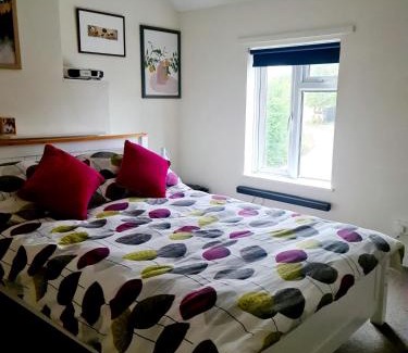 Kintbury House | Charming Kintbury Cottage