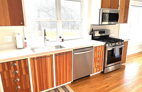 Kittery House | Charming Kittery Cape with Bonus Room & Hot Tub