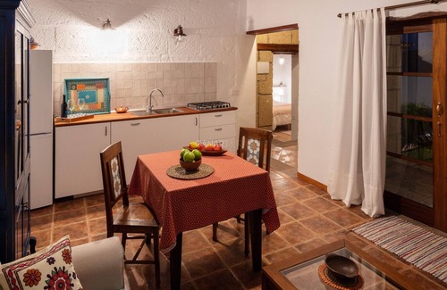 Arico el Nuevo Cottage | Charming La Jara House with Private Pool and Stunning Mountain Views i