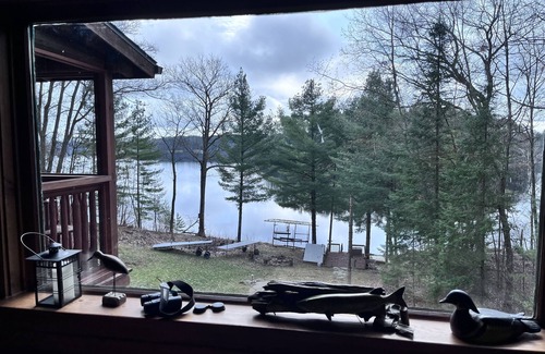 Minocqua House | CHARMING LAKE SHISHEBOGAMA LOG HOME - Sleeps 6- 3bd and 2.5 bath