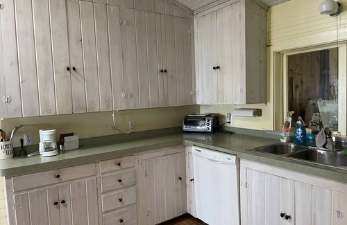Alden Cottage | Charming Lakefront Cottage on Torch Lake - walking distance to Alden