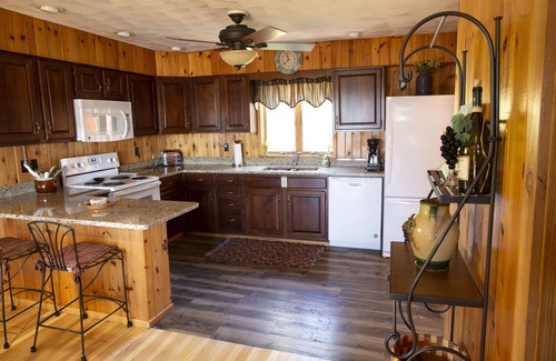 Moran Cottage | Charming Lakefront Log Cottage, With 4 Star Furnishings, 15 min. N of Mighty Mac