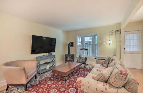 Lambertville House | Charming Lambertville Retreat - 1 Mi to River!