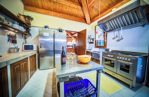 Ranciano Villa | Charming large Villa, ideal large Families, A/C , large Pool