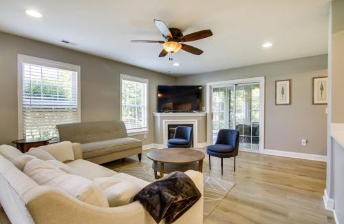 Lewes House | Charming Lewes Townhome with Sunroom 5 Mi to Beach!