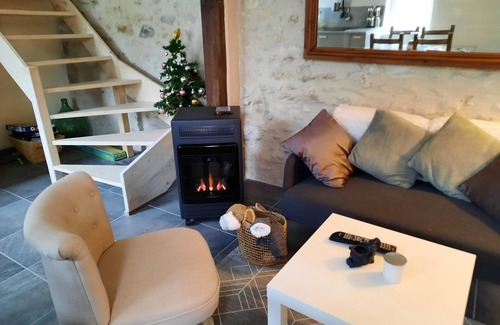 Donnemarie-Dontilly House | Charming little house in the center of town
