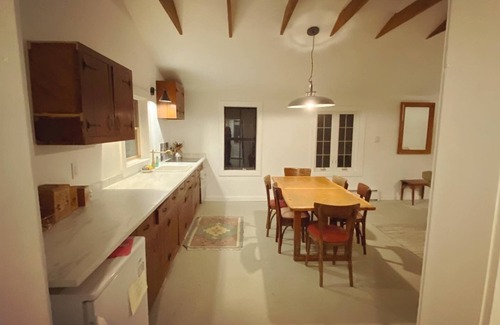 Phoenicia Cottage | Charming Little Cottage with Mountain Views and Cozy Fireplace