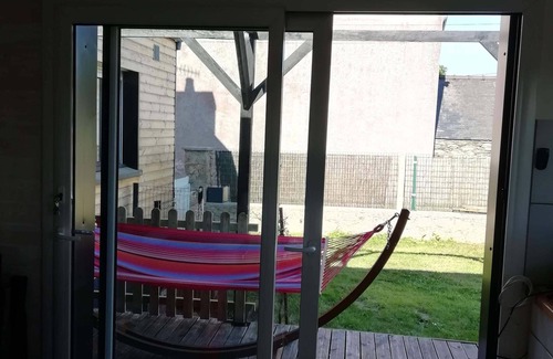 Locquirec House | Charming little house less than a kilometer from the beach.