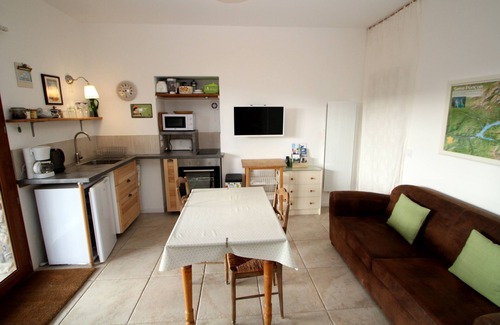 Chorges Apartment | Charming Little Studio Room in Tranquil Hamlet 4km from Chorges. Perfect for 2.