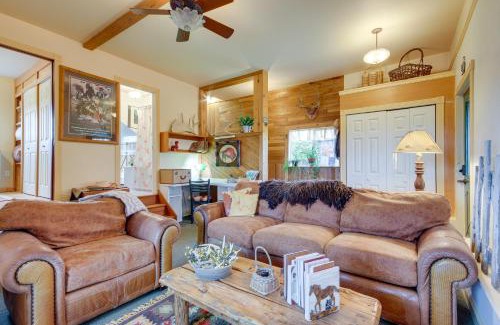 Livingston House | Charming Livingston Vacation Rental with Views!