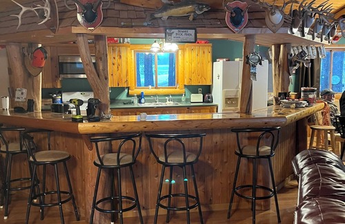 Millersburg Cabin | Charming lodge with WiFi and AC in welcoming Millersburg