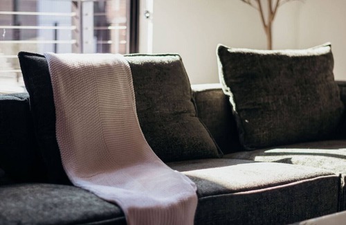 Judson Apartment | Charming Loft | Pool | Gym | Close to DT GVL!