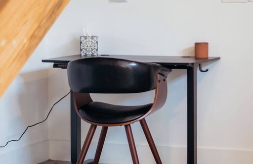 Judson Apartment | Charming Loft | Pool | Gym | Close to DT GVL!