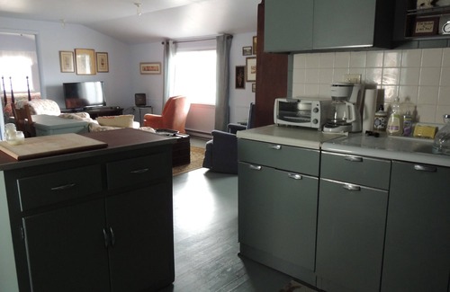 Luray Apartment | Charming, Loft with Mountain View’s on 200 acre Farm.